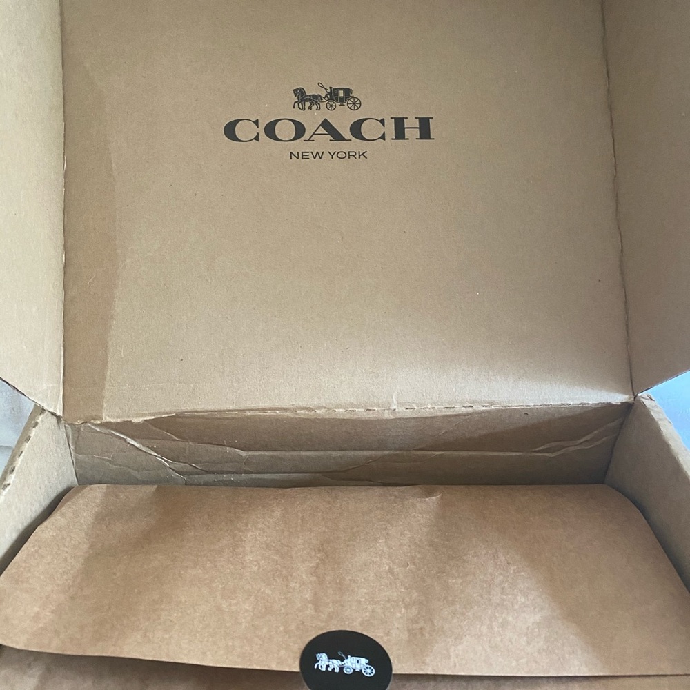 (SOLD OUT) Coach Derby Tote Bag Large Raspberry